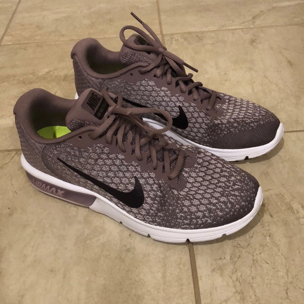 Women’s Nike AirMax Sneakers